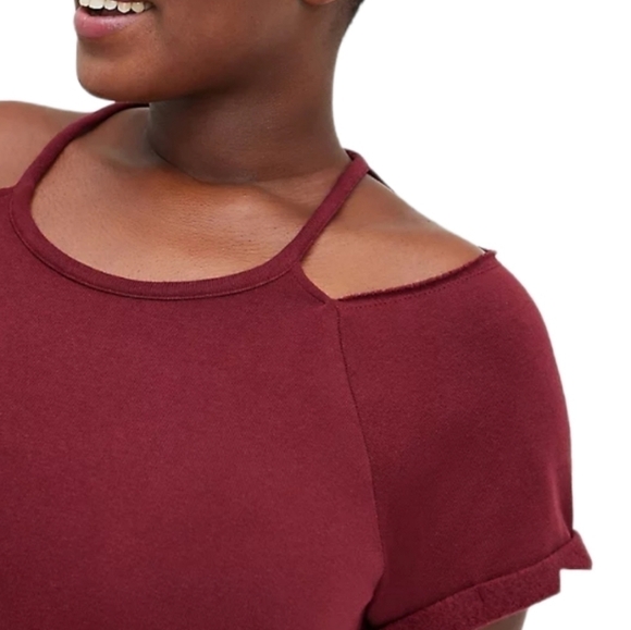 3X - Torrid | COLD SHOULDER DRESS - COZY FLEECE WINE - Picture 3 of 5